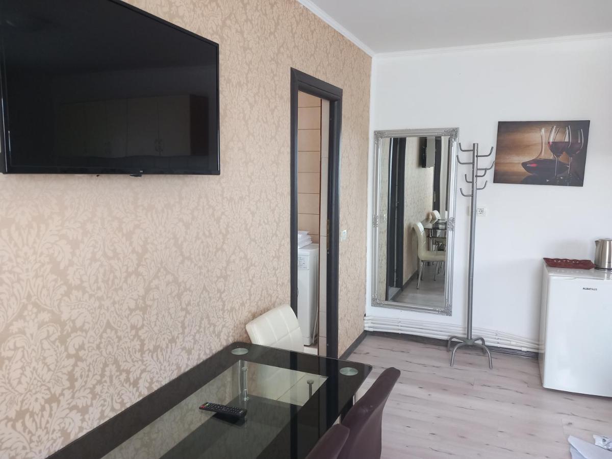 Vila Davison Târgu Jiu المظهر الخارجي الصورة