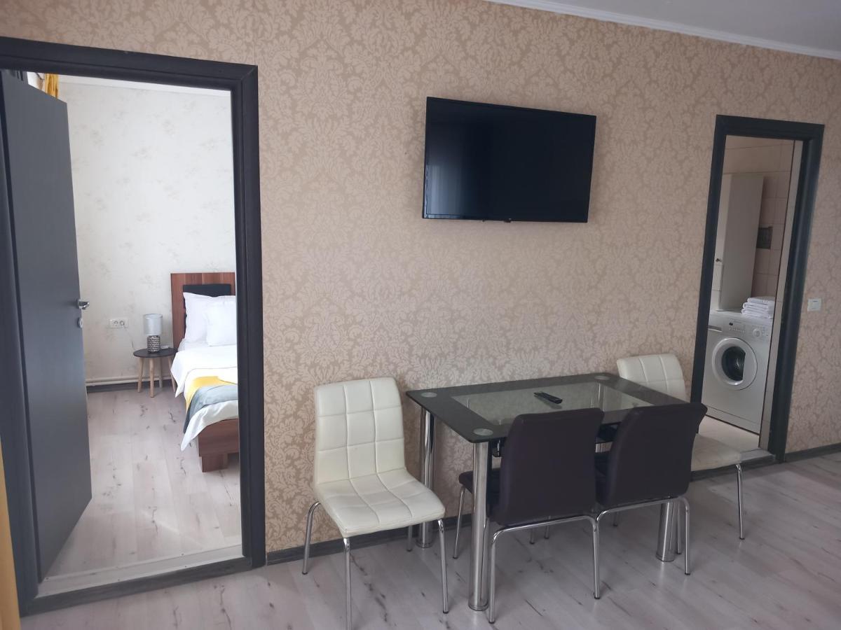 Vila Davison Târgu Jiu المظهر الخارجي الصورة
